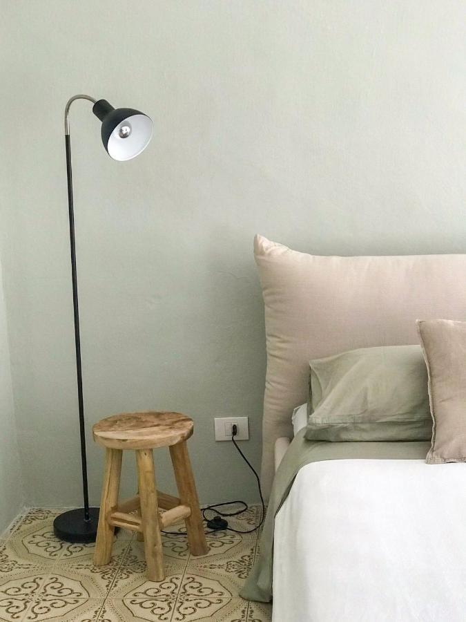 Ti Vengo A Cercare Bed & Breakfast Castellaro  Exterior foto
